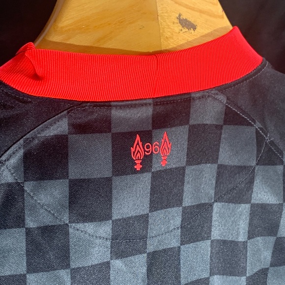 Women’s Soccer Liverpool FC 2020/21 Stadium Third - Picture 10 of 10